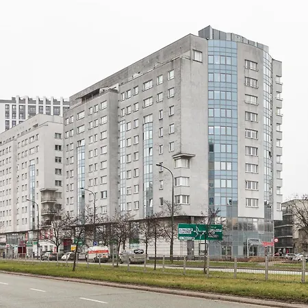 Aleja Stanow Zjednoczonych Superapart - Galeria Wiatraczna Apartment *