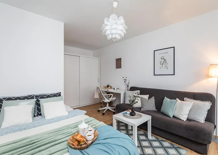 Aleja Stanow Zjednoczonych Superapart - Galeria Wiatraczna *